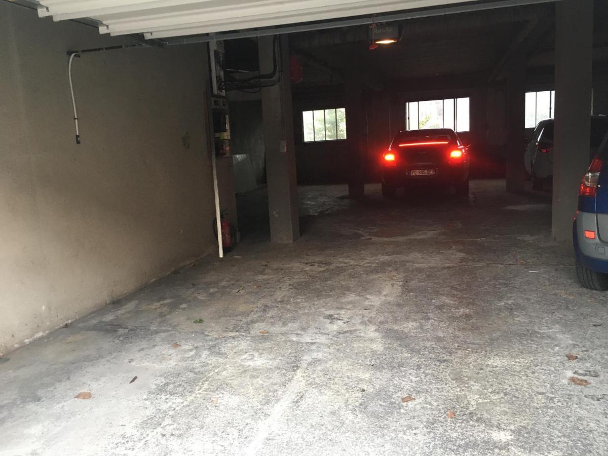Appart Aux Deux Colombes Avec Balcon Et Garage Pamiers Esterno foto